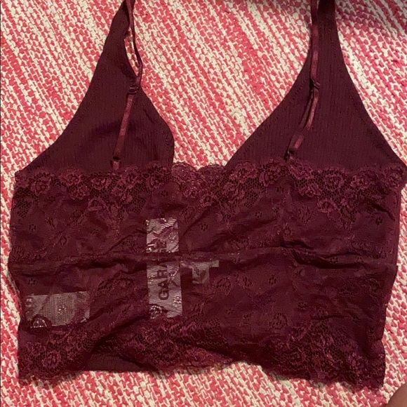 Garage crop top - Picture 2 of 3